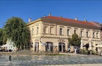 Eladó Váci tégla lakás hirdetés (74389936)