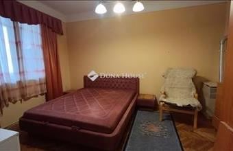 Eladó Kecskeméti tégla lakás hirdetés (69724427)
