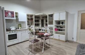 Eladó Budapest VI. kerületi tégla lakás hirdetés (38826427)