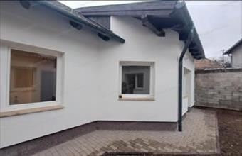 Eladó Nyergesújfalui családi ház hirdetés (76337843)