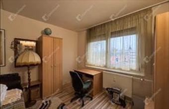 Eladó Győri panel lakás hirdetés (94657125)