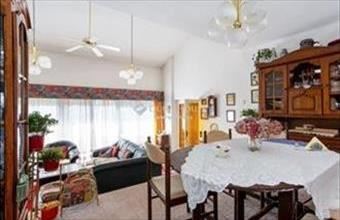 Eladó Budapest II. kerületi családi ház hirdetés (97433496)