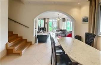 Eladó Budapest II. kerületi családi ház hirdetés (27843643)