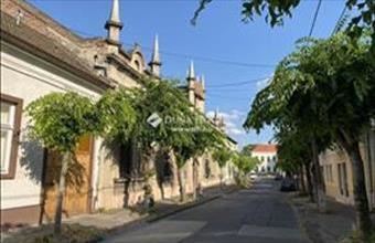 Eladó Váci családi ház hirdetés (68325484)