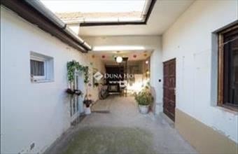 Eladó Váci családi ház hirdetés (14733142)