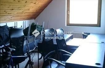 Eladó Budapest XV. kerületi családi ház hirdetés (84846212)