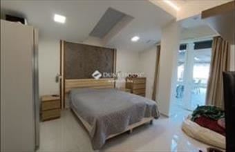 Eladó Budapest XV. kerületi családi ház hirdetés (48894655)