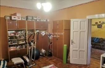 Eladó Váci tégla lakás hirdetés (73397694)