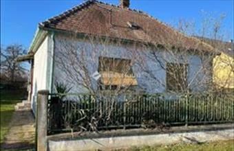 Eladó Nádasdi családi ház hirdetés (33615943)