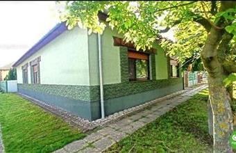 Eladó Jászkarajenői családi ház hirdetés (43193258)