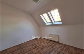 Eladó Veszprémi tégla lakás hirdetés (79336753)