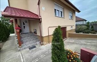 Eladó Dombrádi családi ház hirdetés (72552463)