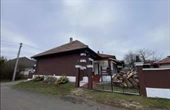 Eladó Versegi családi ház hirdetés (32145888)