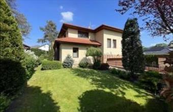 Eladó Tatai családi ház hirdetés (46213322)