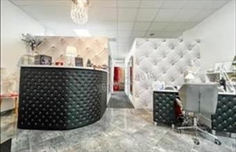 Eladó Komáromi egyéb üzlethelyiség hirdetés (44967797)