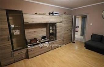 Eladó Orosházai panel lakás hirdetés (33852527)