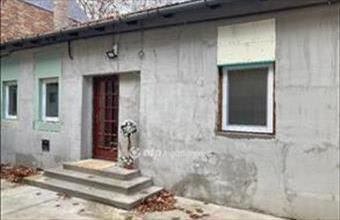 Eladó Csongrádi egyéb lakás hirdetés (35412634)