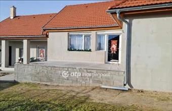 Eladó Vajtai családi ház hirdetés (93773633)