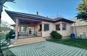 Eladó Marcali családi ház hirdetés (49311654)