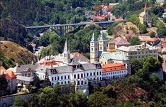 Eladó Veszprémi családi ház hirdetés (94443344)