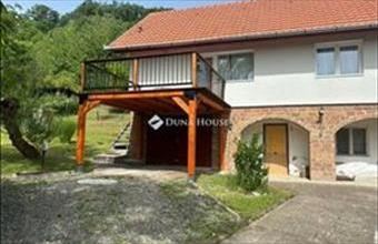 Eladó Pécsi családi ház hirdetés (84236624)