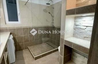 Eladó Budapest VI. kerületi tégla lakás hirdetés (78375449)