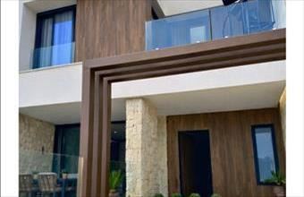 Eladó Spanyolországi sorház hirdetés (69364945)