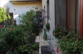 Eladó Budapest XV. kerületi családi ház hirdetés (35933597)