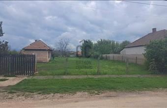 Eladó Ercsi lakóövezeti telek hirdetés (17797445)