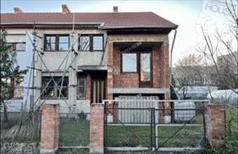 Eladó Kecskeméti ikerház hirdetés (74244345)