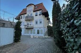 Eladó Nyíregyházai iroda családiházban hirdetés (23258273)