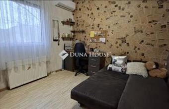 Eladó Kecskeméti családi ház hirdetés (63453747)