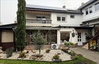 Eladó Keszthelyi családi ház hirdetés (46689619)