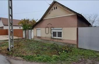 Eladó Makói családi ház hirdetés (33373833)