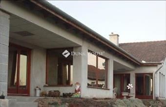 Eladó Tápiószecsői családi ház hirdetés (36482413)