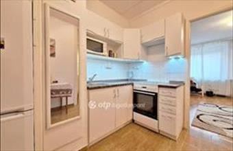 Eladó Budapest III. kerületi panel lakás hirdetés (43343733)