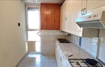 Eladó Szombathelyi csúsztatott zsalus lakás hirdetés (56997717)