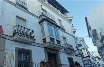 Eladó Spanyolországi sorház hirdetés (34373637)