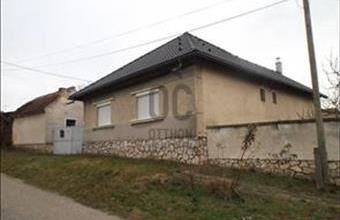 Eladó Pápakovácsi családi ház hirdetés (58477376)