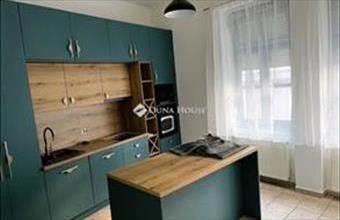 Eladó Székesfehérvári tégla lakás hirdetés (56686742)