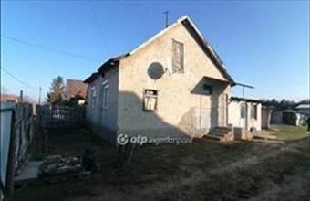 Eladó Keceli családi ház hirdetés (67878546)