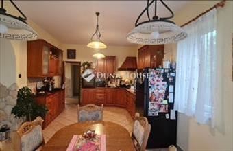 Eladó Szadai családi ház hirdetés (49924323)