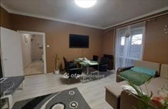 Eladó Pécsi tégla lakás hirdetés (99443647)