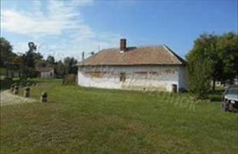 Eladó Besenyszögi tanya hirdetés (74845757)