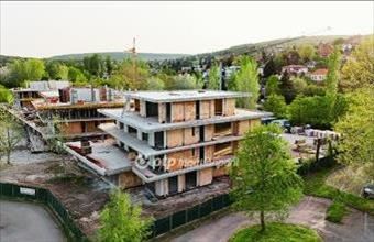 Eladó Balatonalmádi tégla lakás hirdetés (57938789)