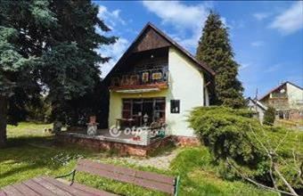 Eladó Ábrahámhegyi hétvégi ház hirdetés (73376882)