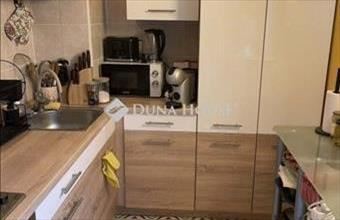 Eladó Pécsi panel lakás hirdetés (54293616)