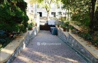 Eladó Pécsi családi ház hirdetés (44477873)