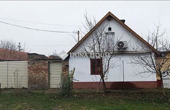 Eladó Nagykőrösi családi ház hirdetés (43684455)