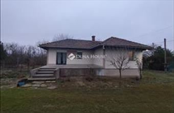 Eladó Kecskeméti családi ház hirdetés (53357734)